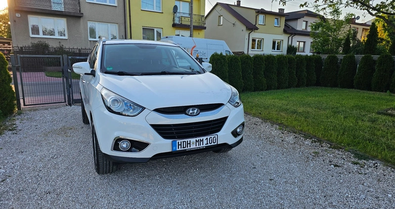 Hyundai ix35 cena 45800 przebieg: 168000, rok produkcji 2013 z Przasnysz małe 631